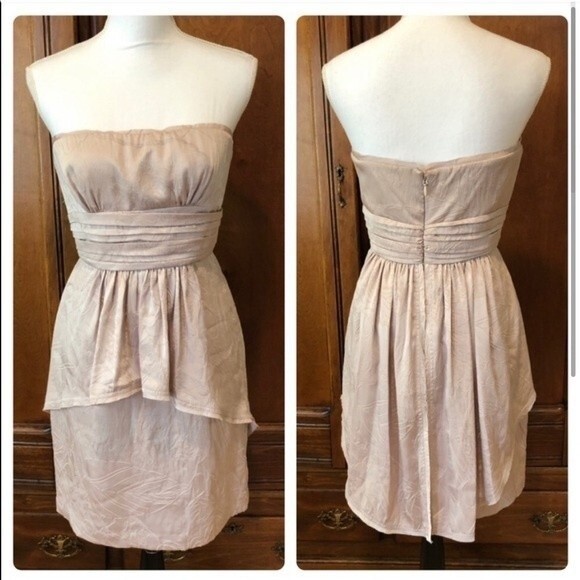 BCBGMaxAzria Karla Dress Floral Brocade Peplum Cocktail Dress in Light Sepia - Picture 2 of 5